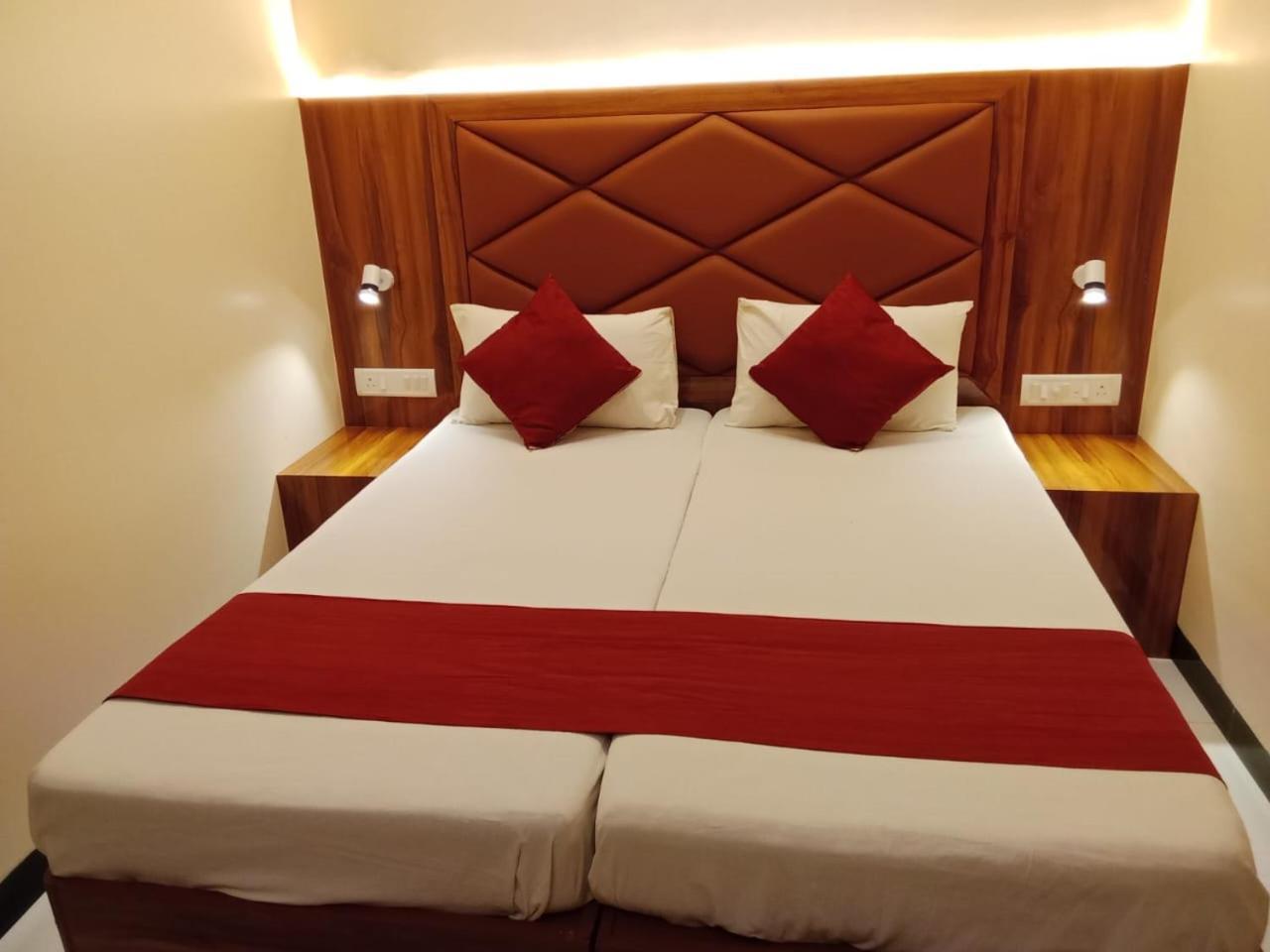 Saigal Guest House 孟买 外观 照片