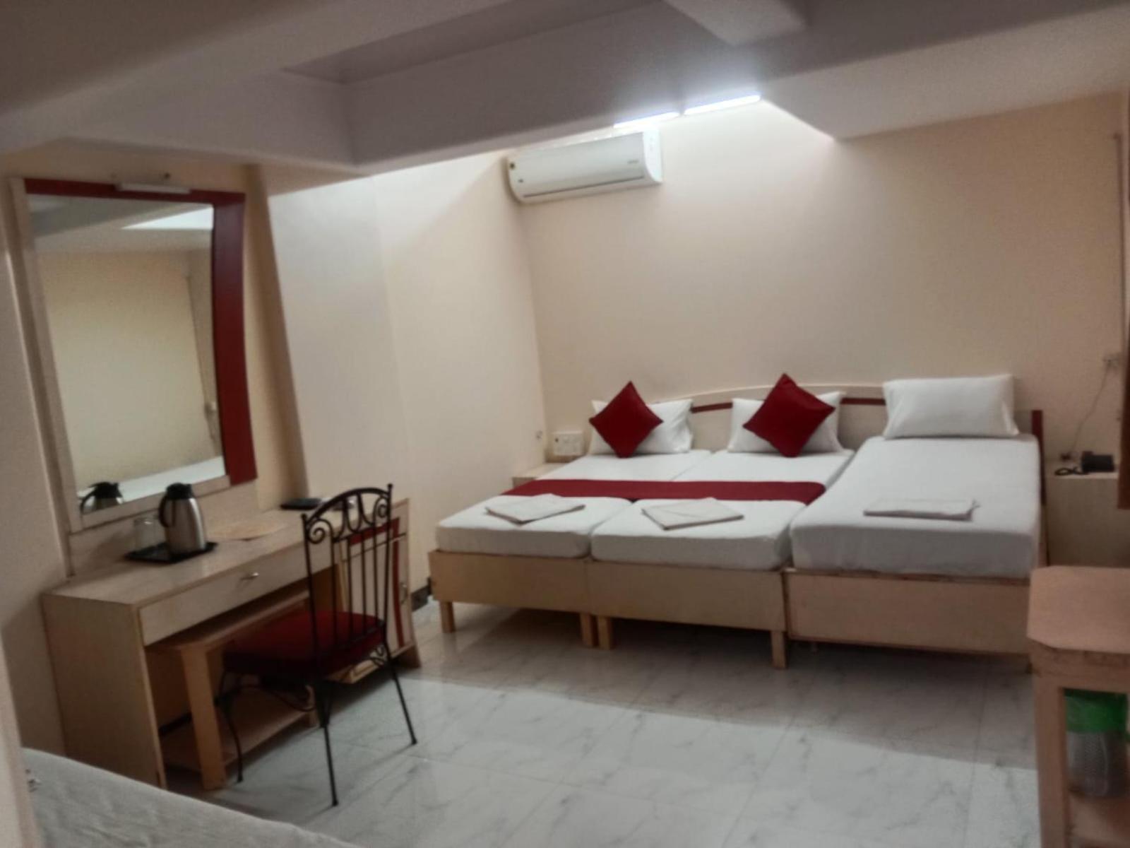 Saigal Guest House 孟买 外观 照片